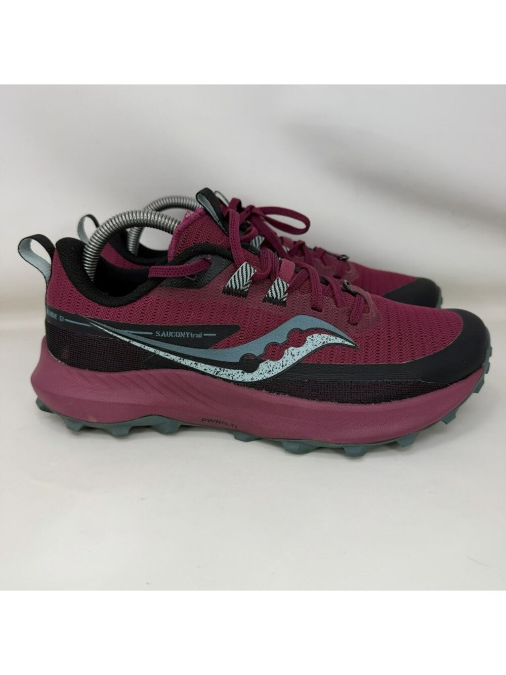 Saucony Peregrine 13 Trail Running Athletic Sneakers Maroon Women’s Size 9.5